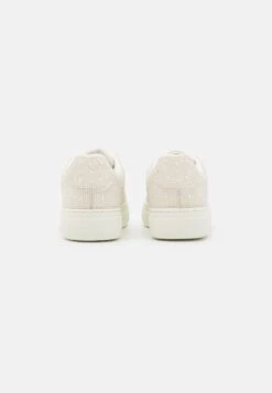 Sneakers Laag - Off-White 11 Sneakers Laag - Off-White -Anna Field d3b67d0bf0f5472984c10fecfec1cafd